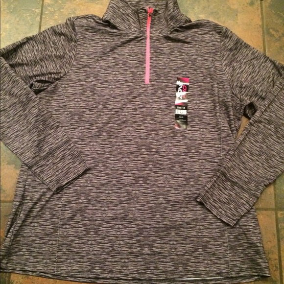 Tops - NWT pullover top shirt size 1x